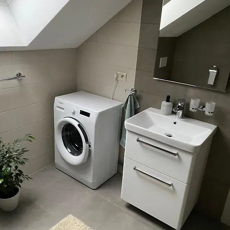 Apartamento Liso Bobrovec